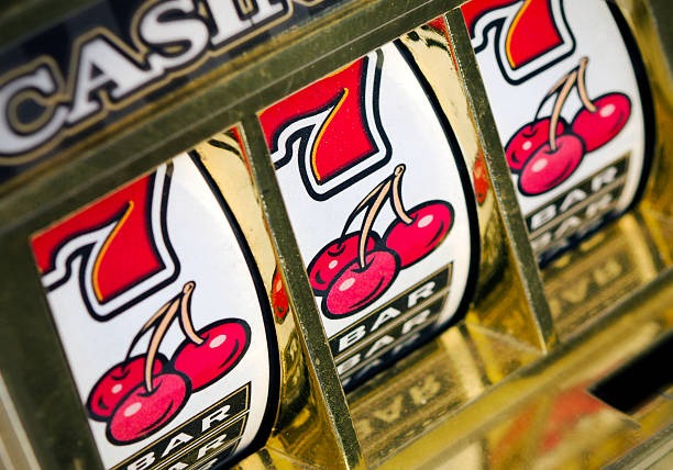 Quickspin bet controls and payline display